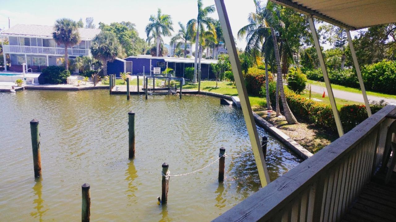 פורט מיירס ביץ' Hidden Harbor Suites מראה חיצוני תמונה